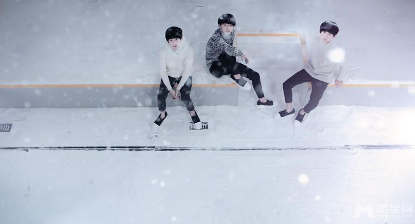TFBOYS最新高清萌宠写真翩翩少年萌化少女心_图-4