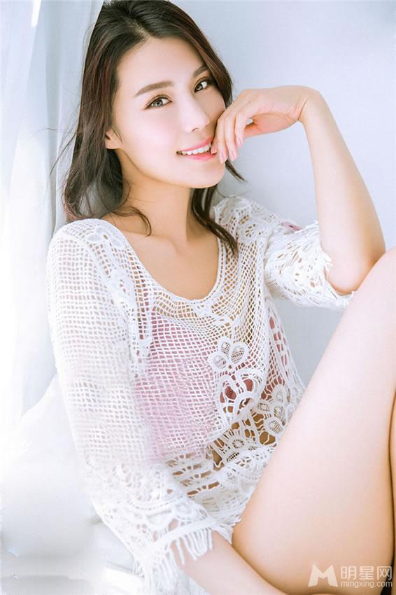 女星韩丹彤唯美写真酥胸若隐若现_图-6