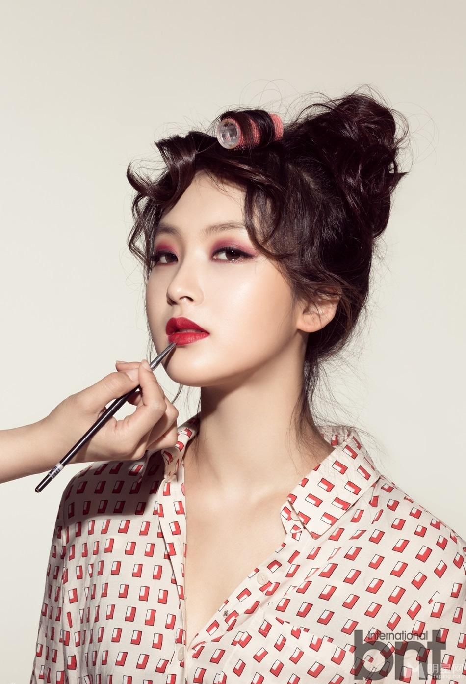 韩国美女魔术师诱人性感写真曝光_图-2