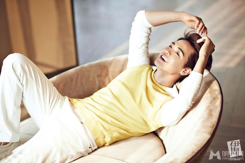 暖男马天宇杂志大片展邻家男孩范_图-2