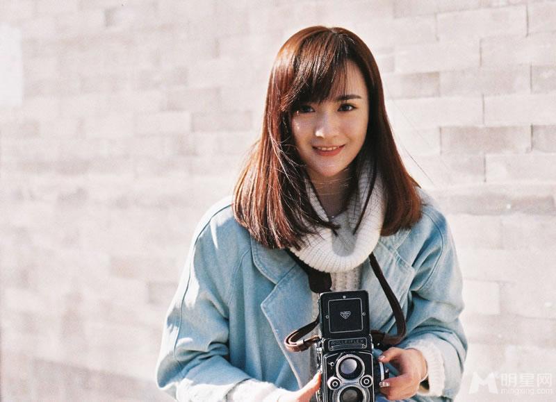 李依纯清纯素颜写真获封最美校花_图-14