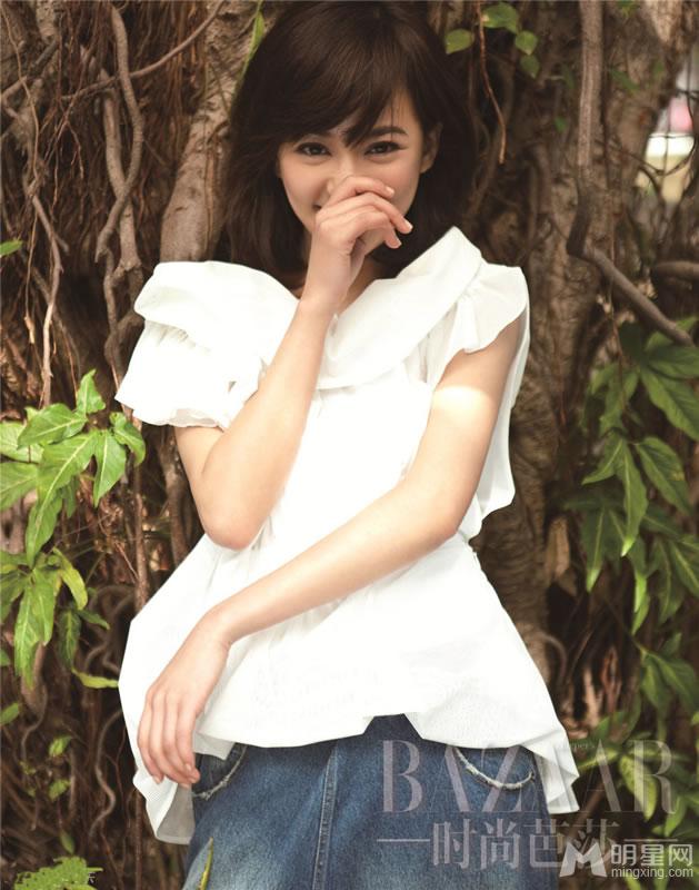 元气少女陈意涵活力写真简单随性不失优雅_图-11