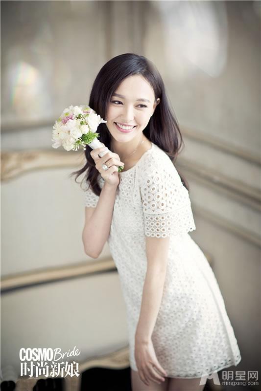 唐嫣再登《时尚新娘》纯白婚纱美艳性感_图-6