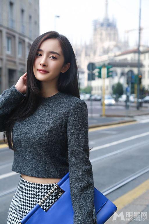 杨幂2013米兰时装周街拍图集辣妈风采依旧_图-4