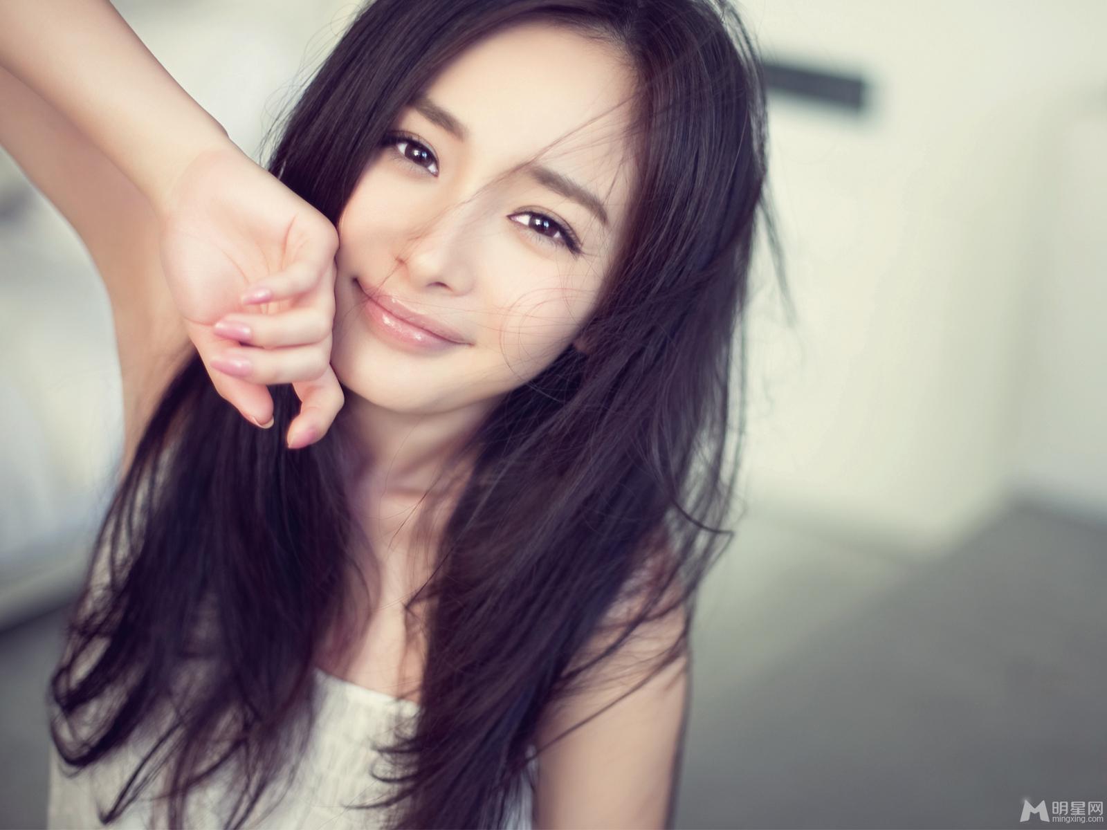 杨幂《异想记》写真淡妆小清新宣传照_图-5