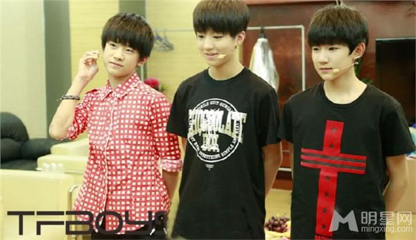 TFBOYS三人合照可爱阳光青春飞扬_图-5