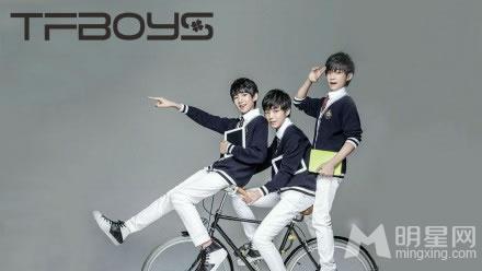 TFBOYS代言步步高广告和何炅老师合照_图-5