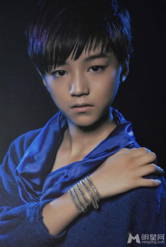 TFBOYS《HEART梦出发》黑色背景深蓝色装版_图-20