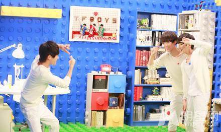 TFBOYS《幸福符号》三人帅气阳光青春活泼_图-2