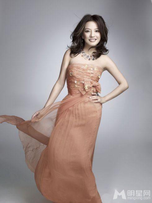 赵薇2010写真曝光自称做自己的的导演_图-5