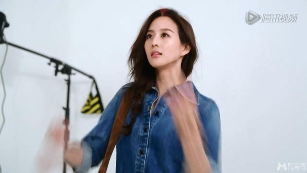张钧甯牛仔服塑造天然怀旧风复古味浓_图-6