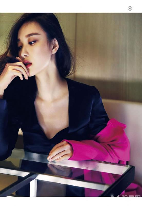 倪妮登精品购物指南杂志大秀玉颈锁骨诱人犯罪_图-1
