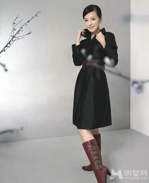 赵薇美腿写真稚气小燕子转知性熟女_图-2