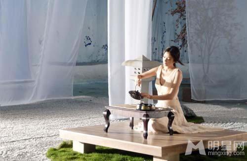 赵薇最新写真甜美动人若仙子_图-3