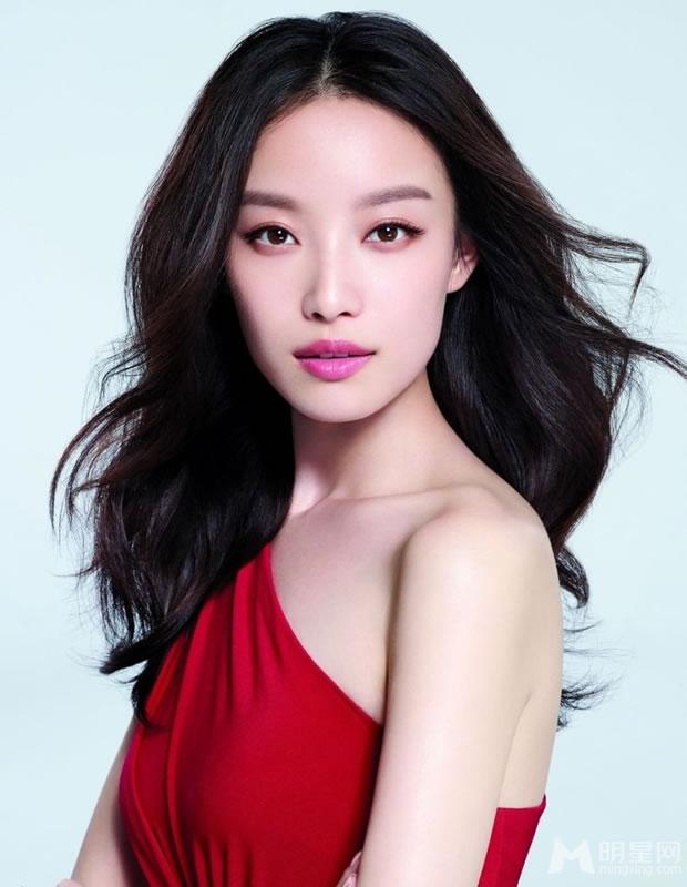 倪妮2013sk2红白玫瑰系列大片性感优雅绚丽绽放_图-4