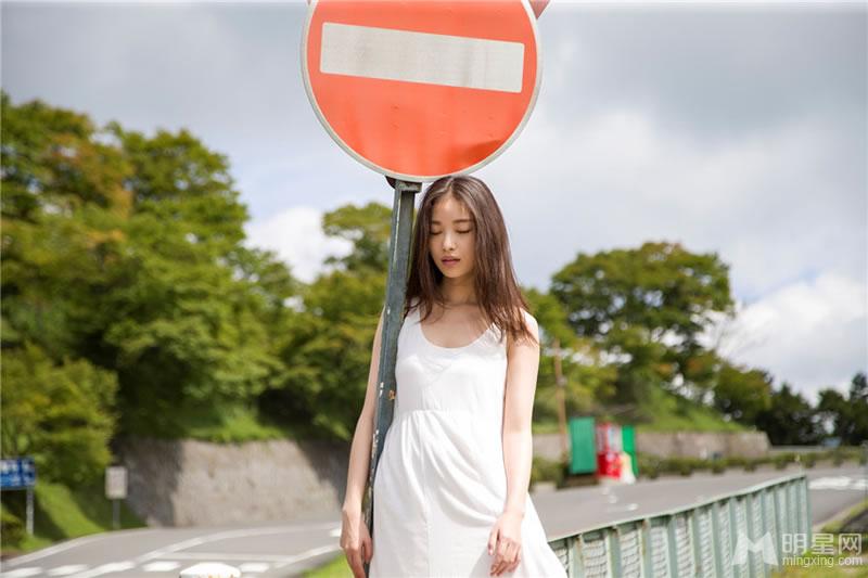倪妮2014日本发现之旅安静文艺女神范_图-10