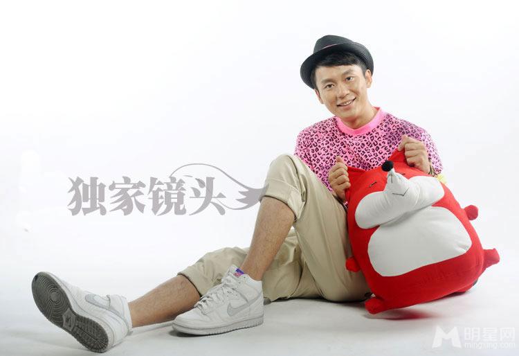 李晨《独家镜头》全套写真集百变造型轻松驾驭_图-20