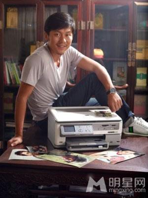 李晨早期代言惠普广告高清组图胡子拉碴显憔悴_图-2
