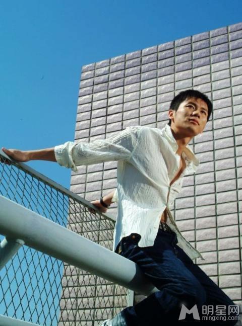 2008年10月刊《健美先生》李晨一展好身材_图-10
