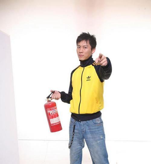 李晨早期休闲写真一展鲜肉气质_图-24