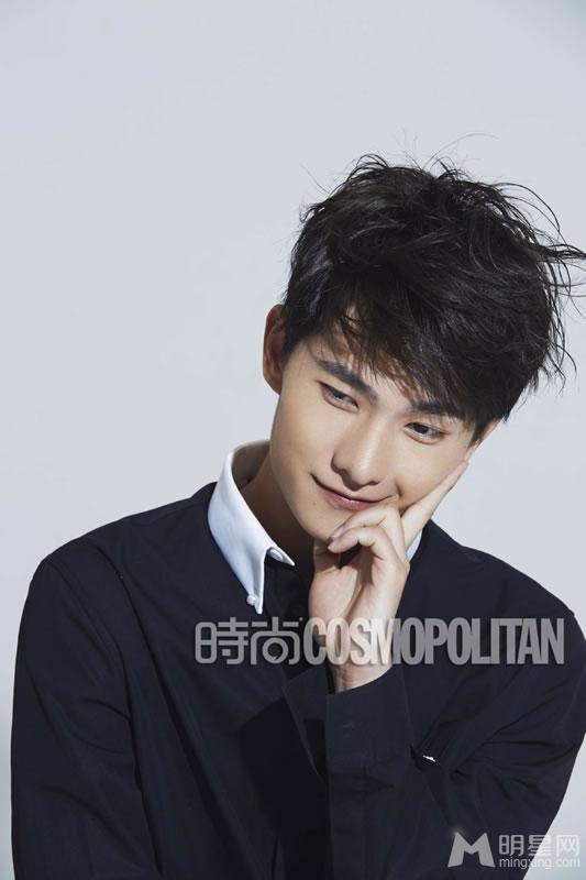 小鲜肉杨洋《时尚》杂志写真俊秀面庞令人陶醉_图-1