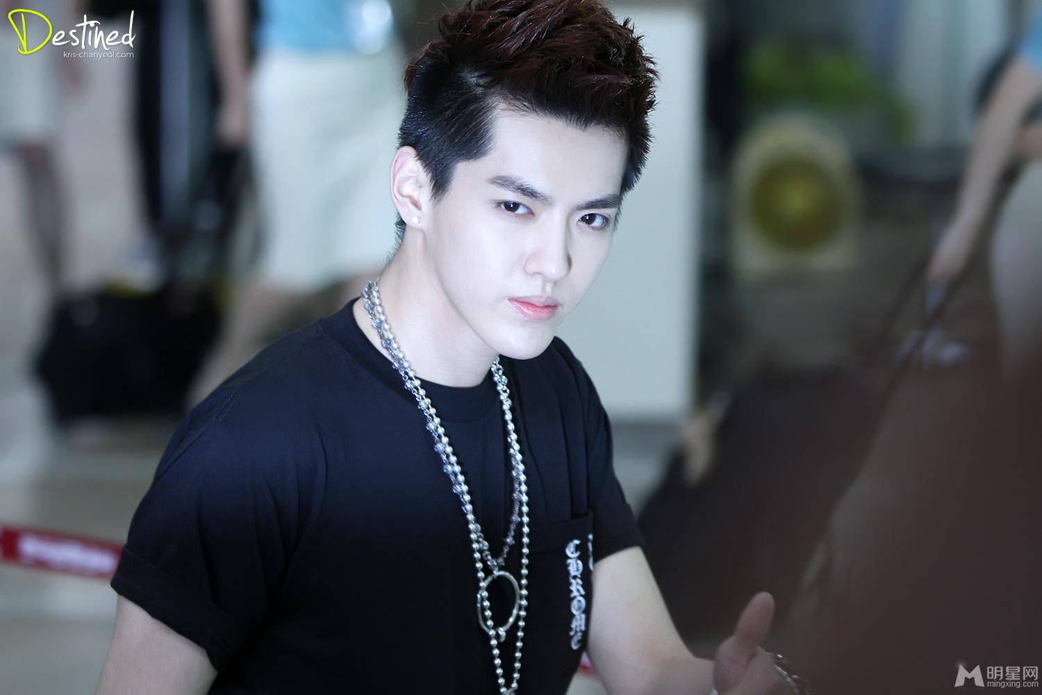 2013年6月EXO韩国金浦飞往北京机场写真吴亦凡图片_图-17