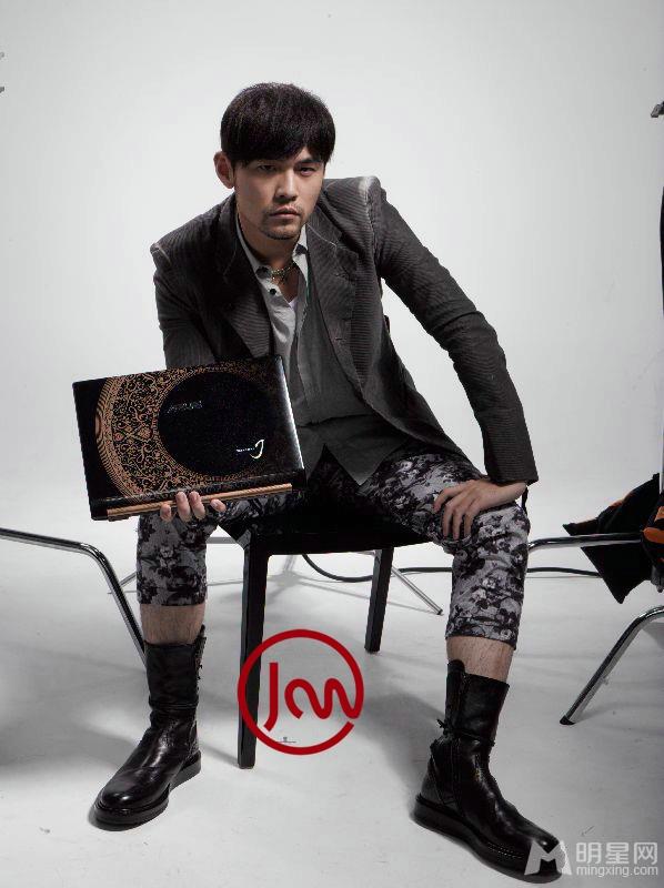 Jay《超时代》周杰伦华硕宣传写真_图-4