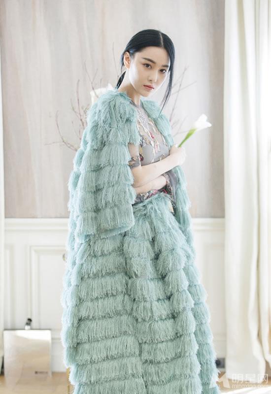 张馨予生日写真曝光清新甜美清纯动人_图-1