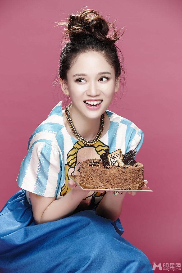 陈乔恩最新生日写真灰姑娘的世界也很梦幻_图-16