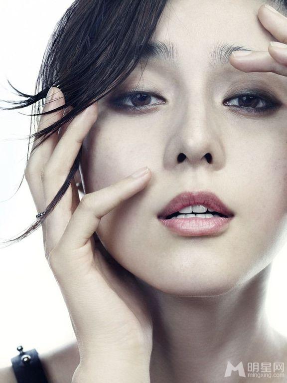 范冰冰复古妆容VOGUE杂志高清写真_图-2