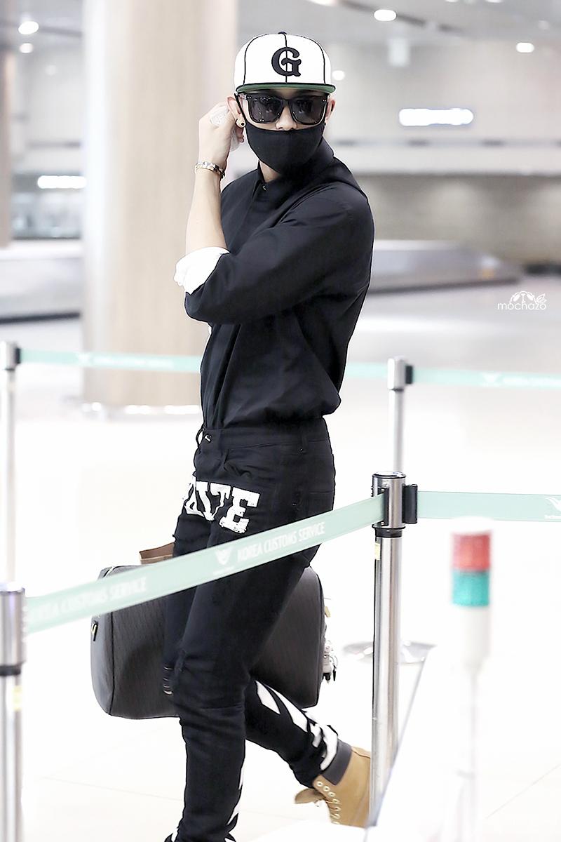 2014年10月EXO上海飞韩国机场写真黄子韬图片写真星范十足_图-8