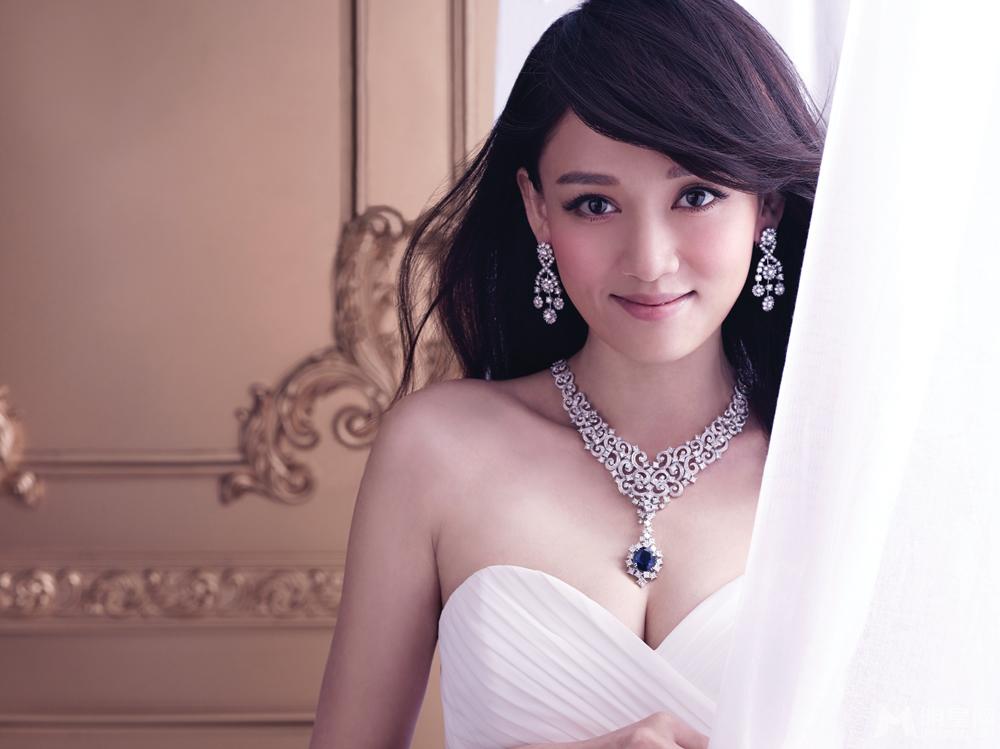 201403《大日子》封面人物陈乔恩甘愿为爱等候_图-4