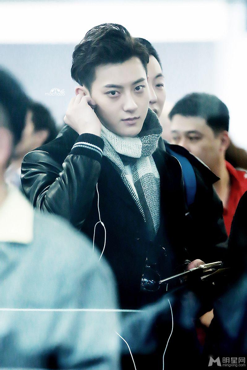 2014年11月EXO韩国金浦飞日本羽田机场写真黄子韬图片写真_图-8