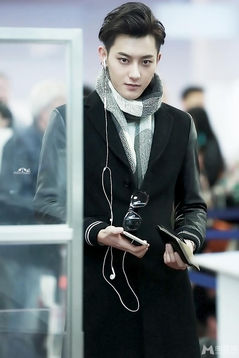 2014年11月EXO韩国金浦飞日本羽田机场写真黄子韬图片写真_图-2