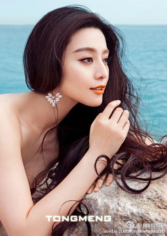 范冰冰化身小美人鱼展曼妙身姿_图-5