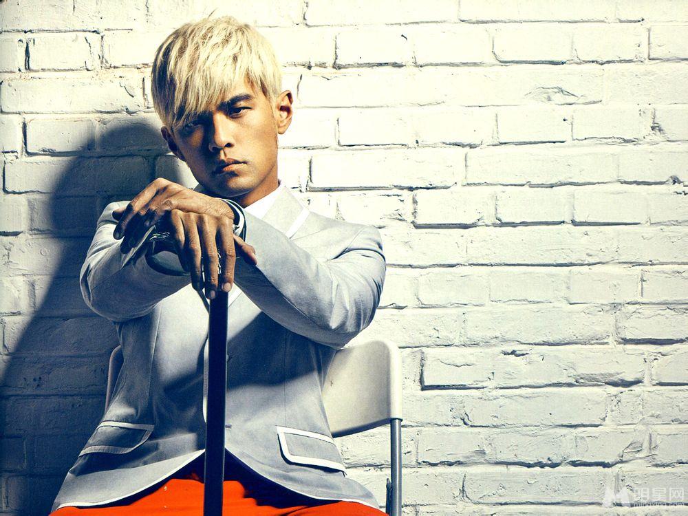 《型男志MensJOKER》2013年3月封面人物周杰伦_图-10