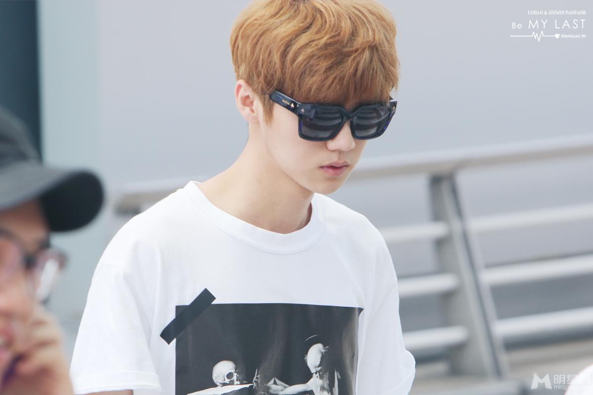 2014年7月EXO仁川飞台湾机场写真鹿晗图片帅气时尚_图-2