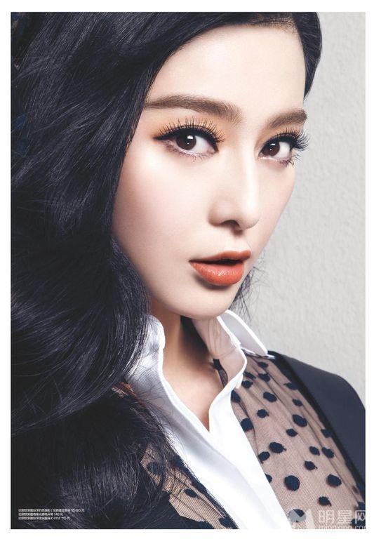 范冰冰《精品购物指南》时尚杂志写真_图-3