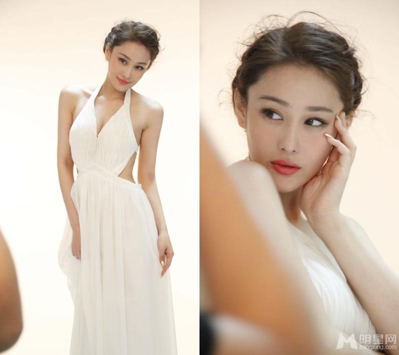 张馨予白色优雅写真安静文艺淑女范_图-4