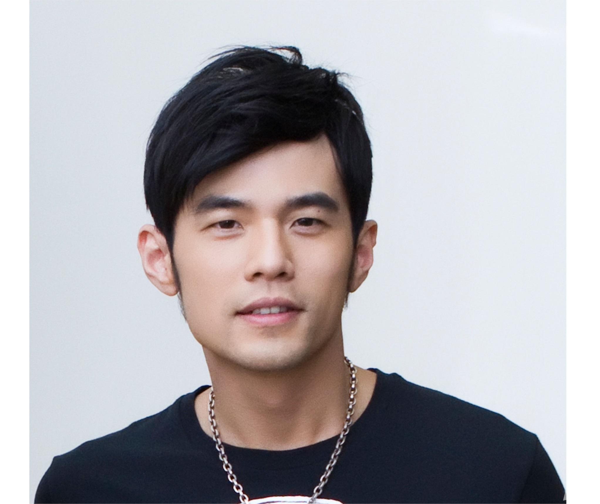 周杰伦正面微笑写真成熟男人的劲儿_图-7