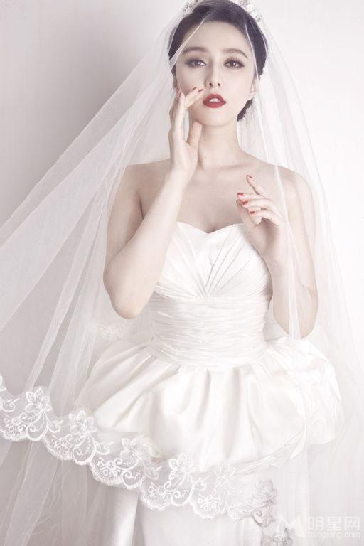 范冰冰金夫人婚纱写真第一弹酥胸外露展曼妙身姿_图-21