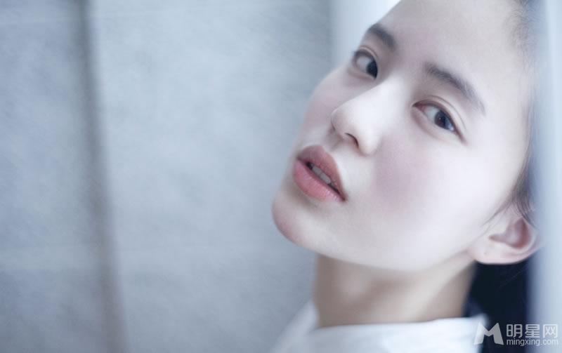 温心饶雪漫再次合作上演浴室湿身诱惑大片_图-7