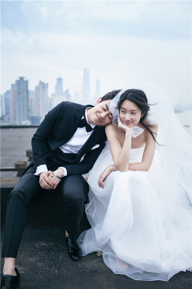 朱亚文沈佳妮婚纱照曝光柔情甜蜜清新_图-17