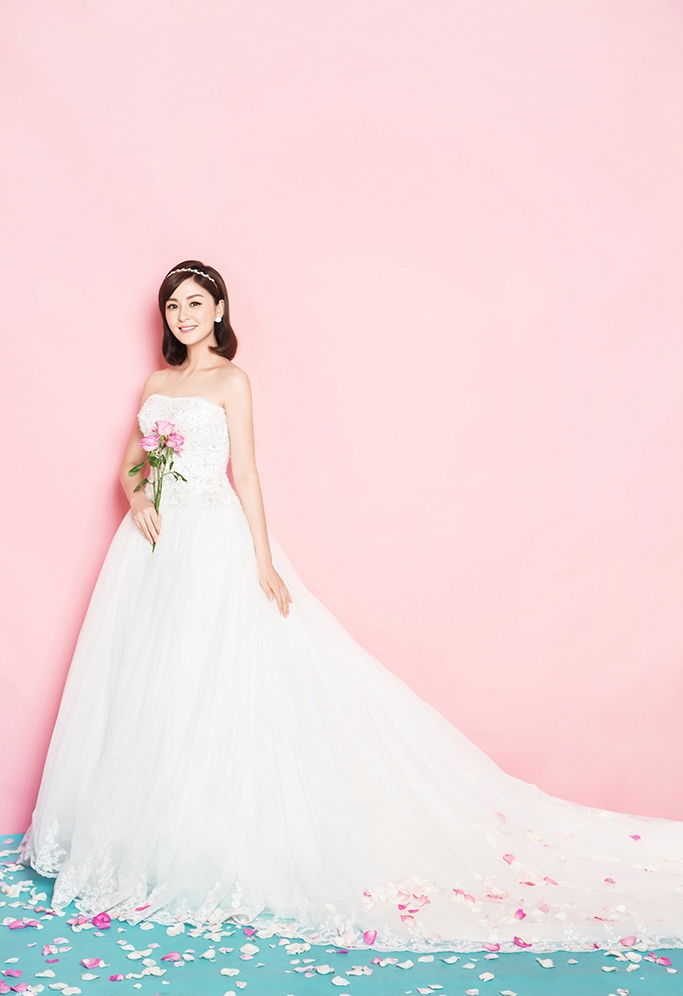 戴娇倩复古婚纱照_图-5