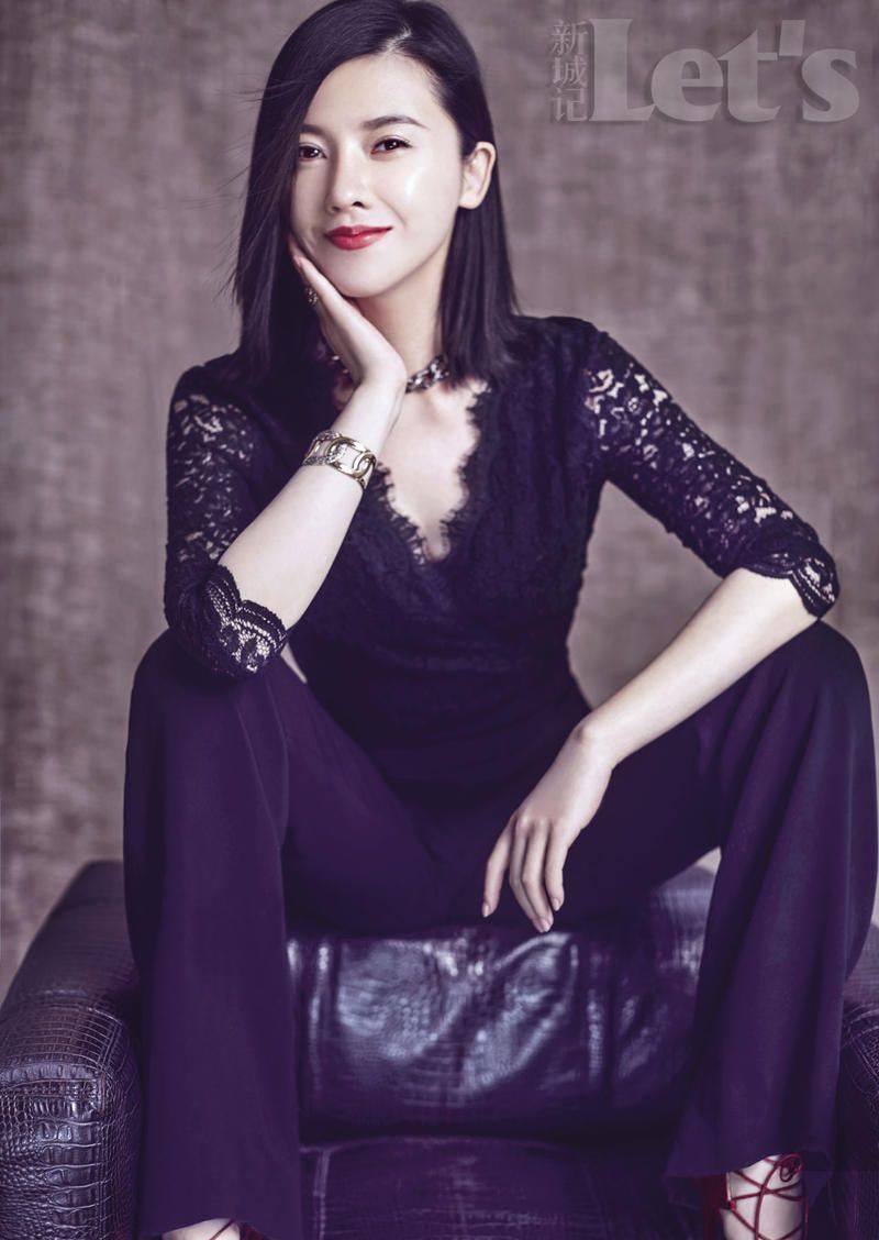 杨子姗着帅气长裤潇洒十足_图-6
