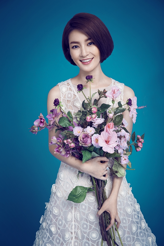 李晟田园风格写真清新甜美_图-3