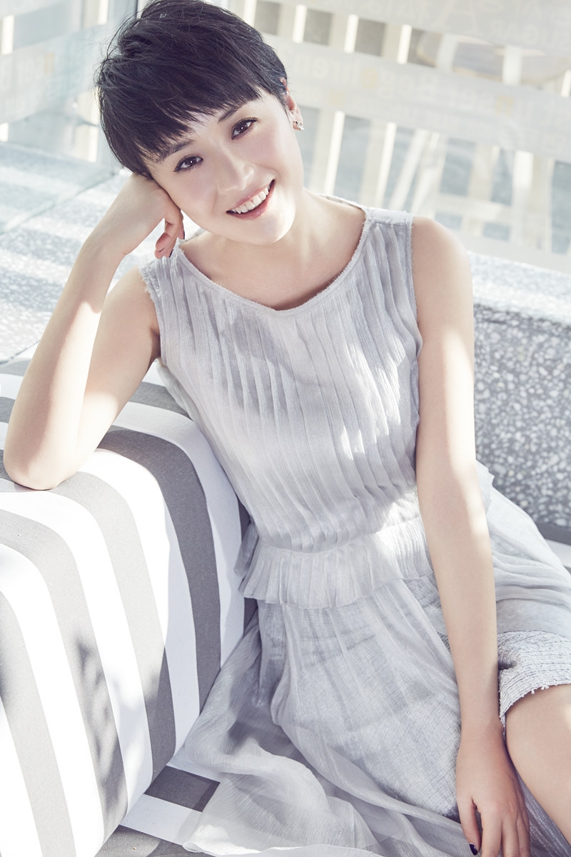 傅淼初春写真温暖恬静_图-4