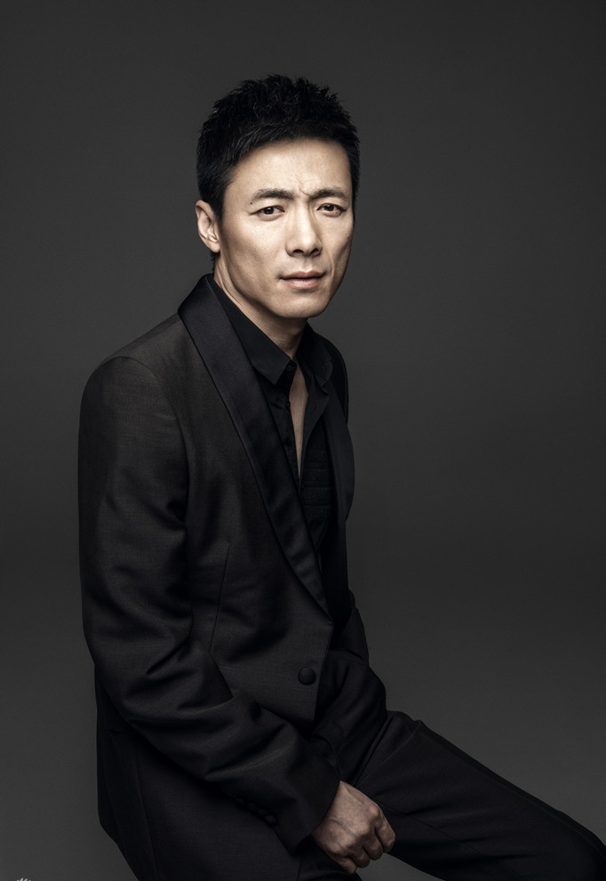 祖峰时尚大片曝光深沉内敛散发男人魅力_图-4