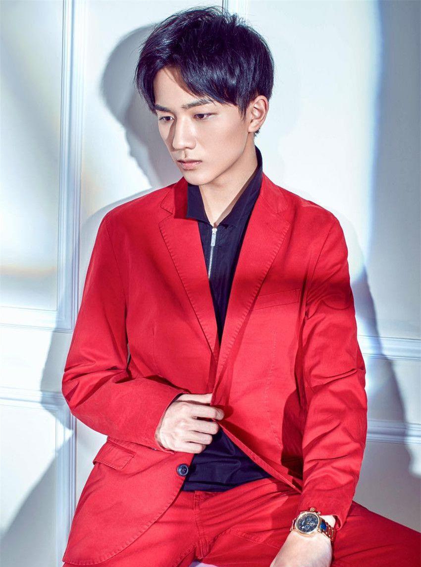 李宏毅帅气写真元气少年势不可挡_图-3
