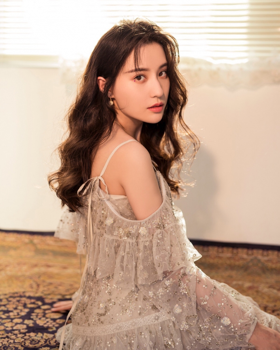 鲍天琦最新写真曝光曲线美艳尽显极致诱惑仙力_图-4